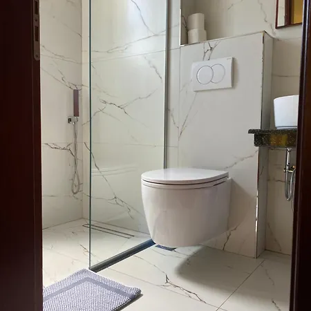 Afrodite Hotell 3*